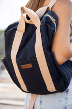 Load image into Gallery viewer, Arenal Backpack Navy