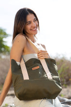 Load image into Gallery viewer, Dominical Reversible Tote Bag - Olive Green
