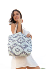 Load image into Gallery viewer, Dominical Reversible Tote Bag - Dark Blue
